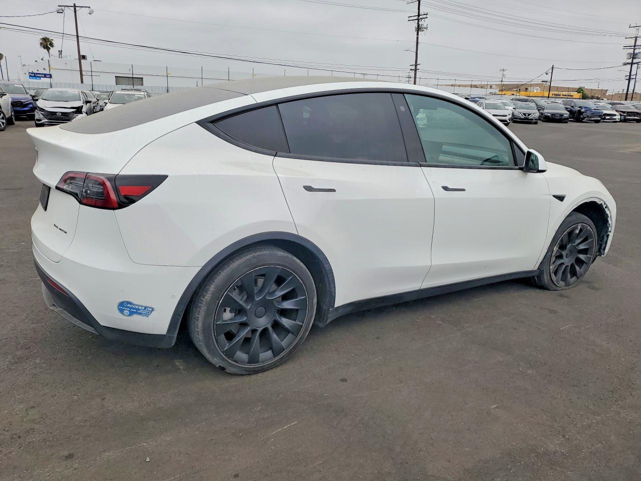 2021 TESLA MODEL Y — снимка 3
