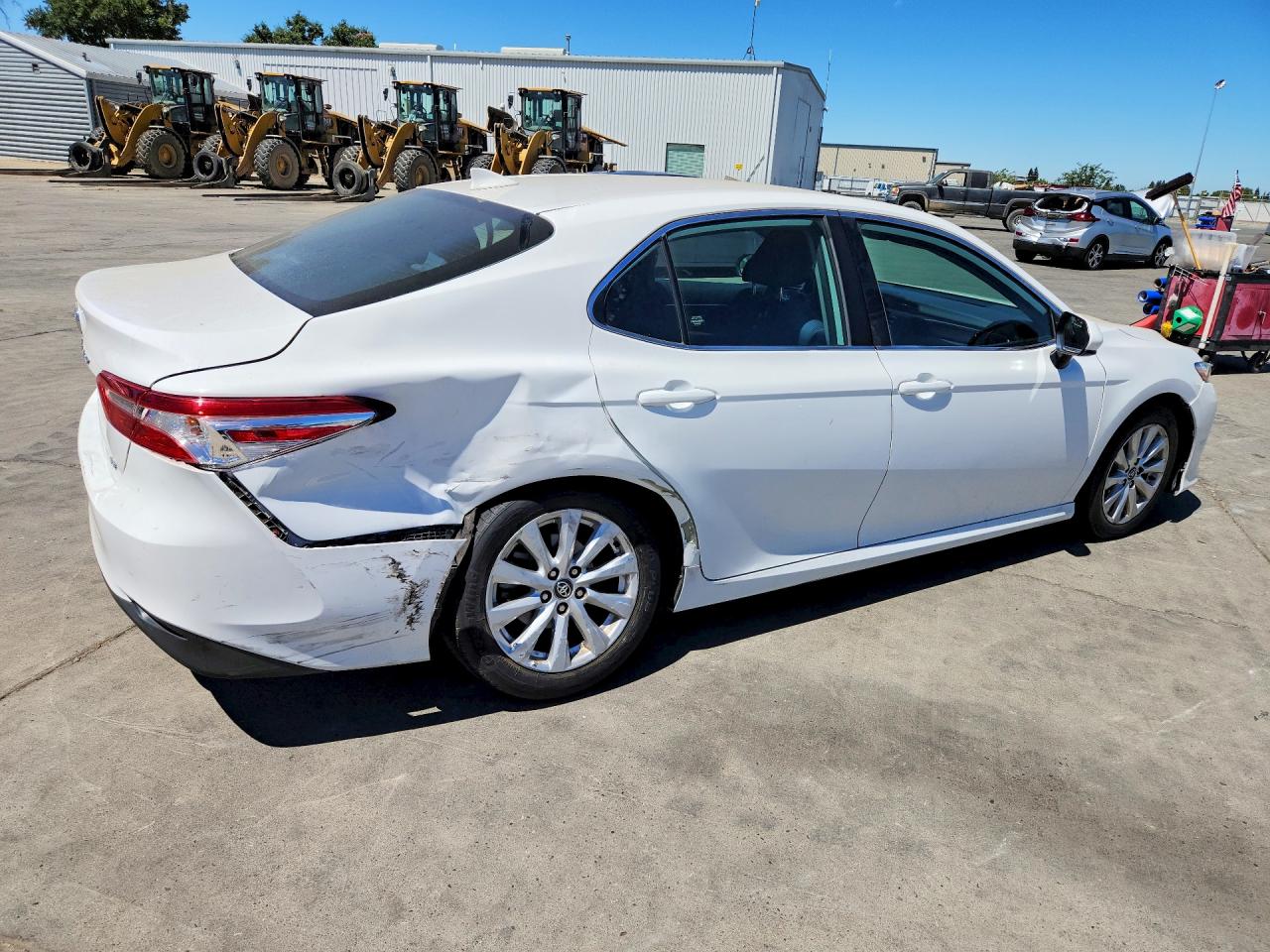 2020 TOYOTA CAMRY LE — снимка 3