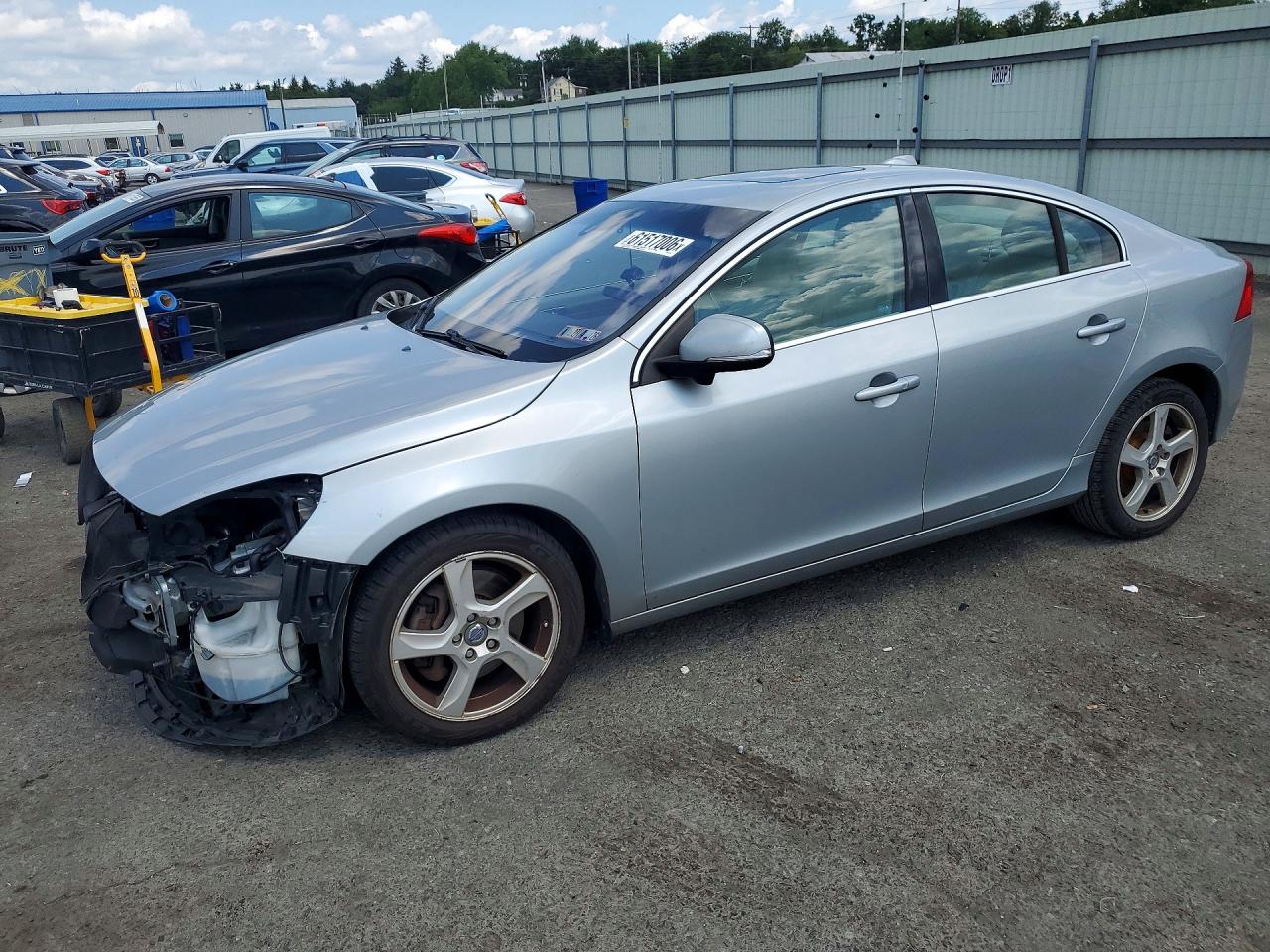 2013 VOLVO S60 T5