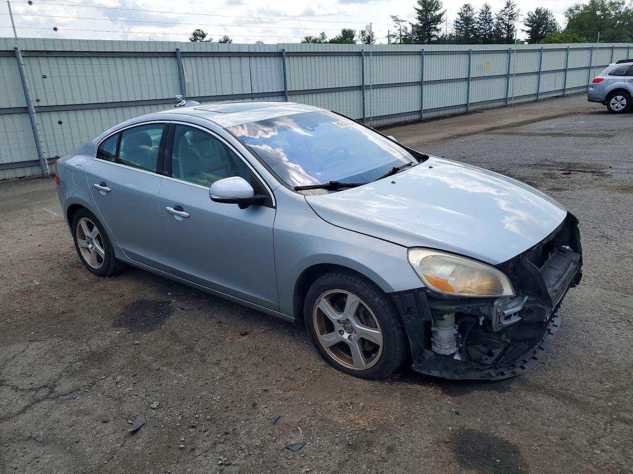 2013 VOLVO S60 T5 — снимка 4