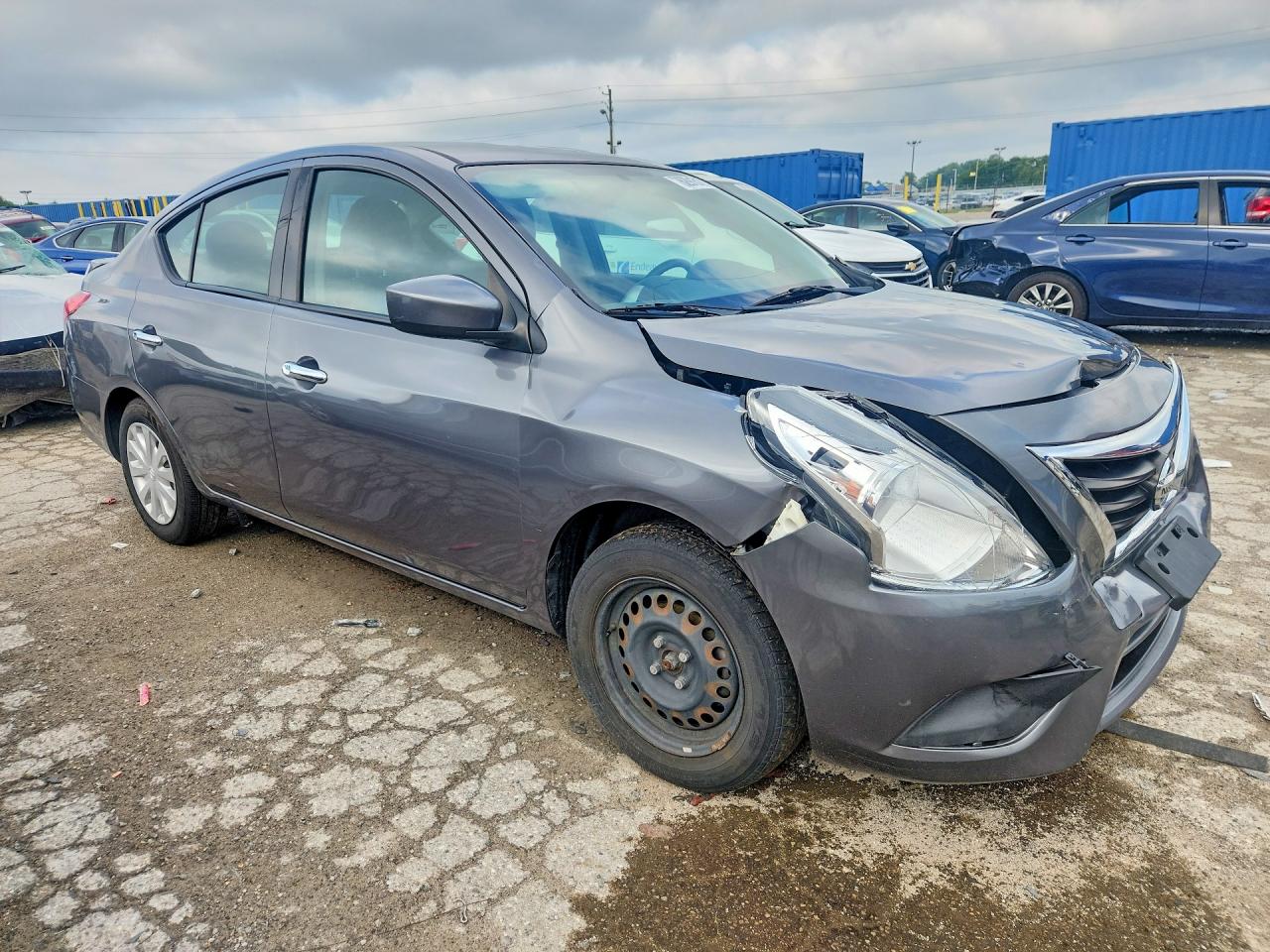 2019 NISSAN VERSA SV — снимка 4