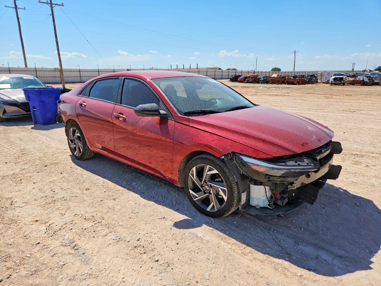 2025 HYUNDAI ELANTRA SEL SPORT — снимка 4