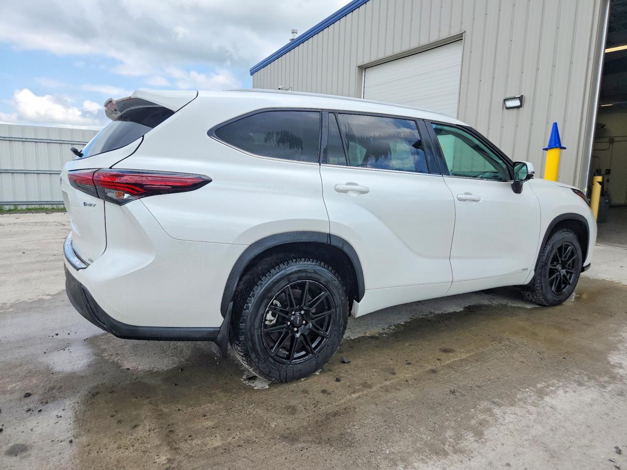 2025 TOYOTA HIGHLANDER HYBRID XLE — снимка 3