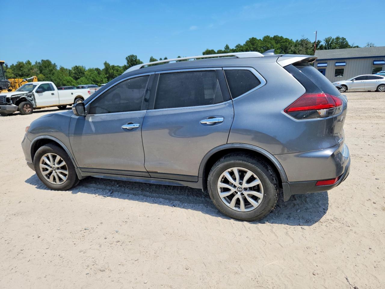 2018 NISSAN ROGUE SV — снимка 2
