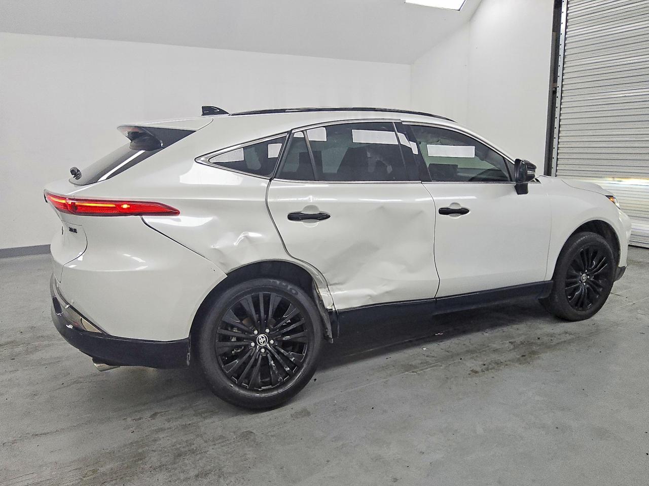 2023 TOYOTA VENZA NIGHTSHADE EDITION — снимка 3