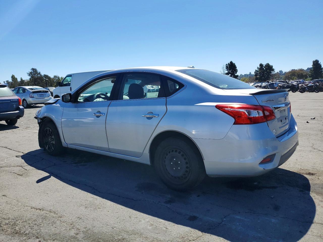 2016 NISSAN SENTRA SV — снимка 2