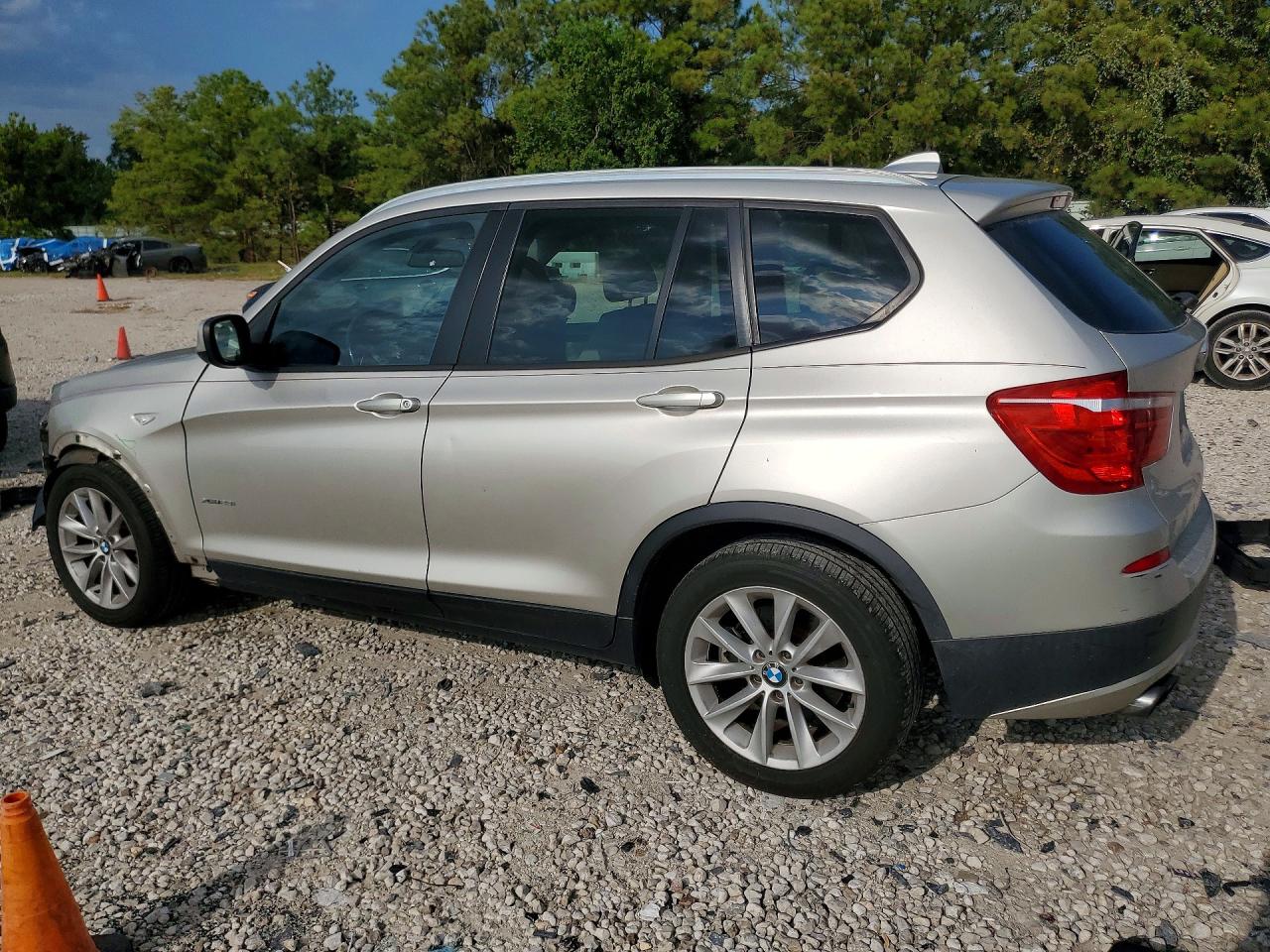 2013 BMW X3 XDRIVE28I — снимка 2