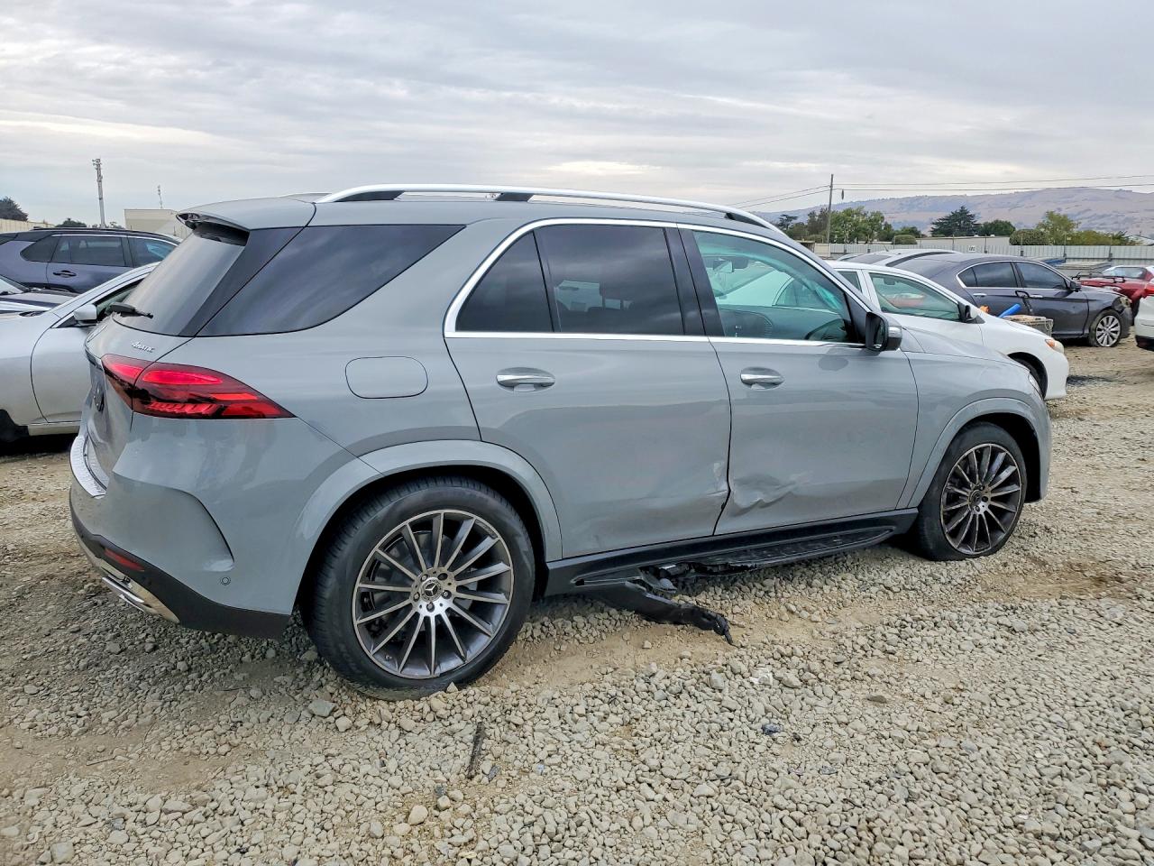 2026 MERCEDES-BENZ GLE 450 4MATIC — photo 3