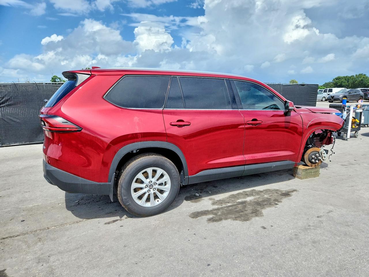 2026 TOYOTA GRAND HIGHLANDER XLE — photo 3