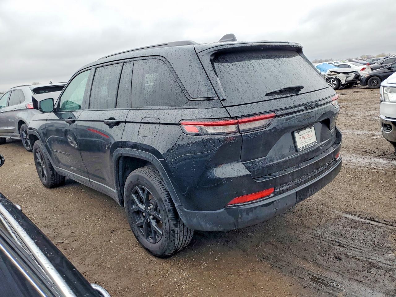 2025 JEEP GRAND CHEROKEE LAREDO — снимка 2