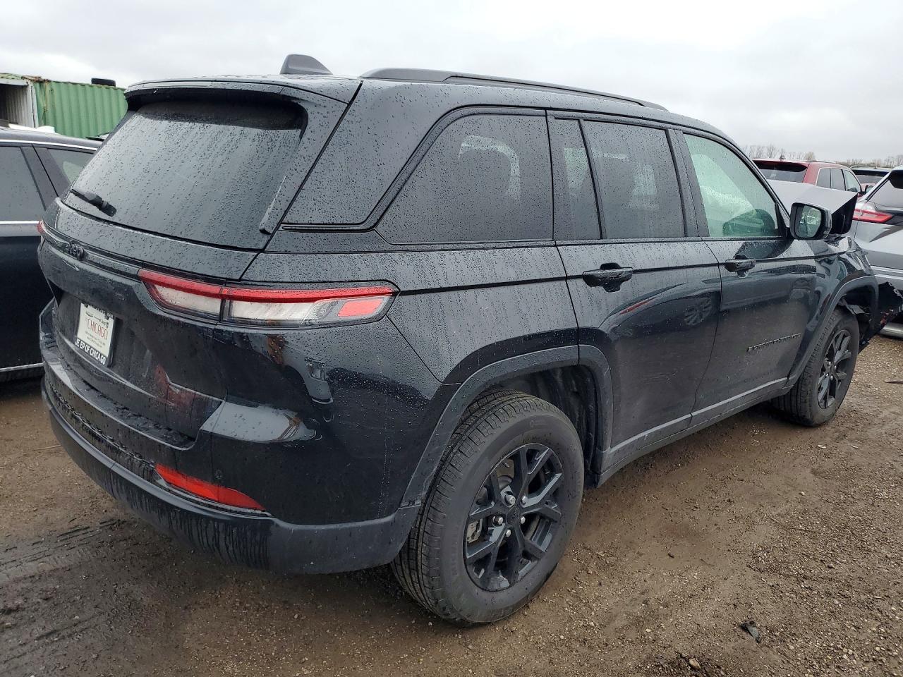 2025 JEEP GRAND CHEROKEE LAREDO — снимка 3