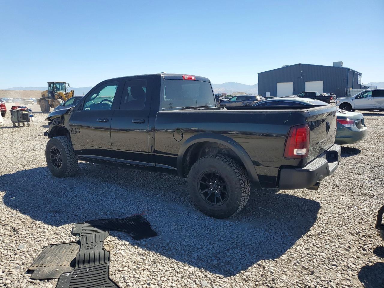 2022 RAM 1500 CLASSIC SLT — снимка 2