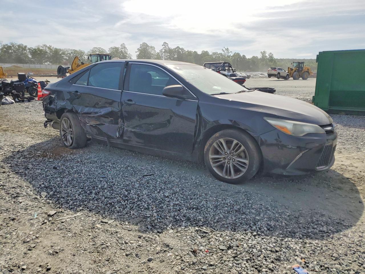 2017 TOYOTA CAMRY SE — снимка 4