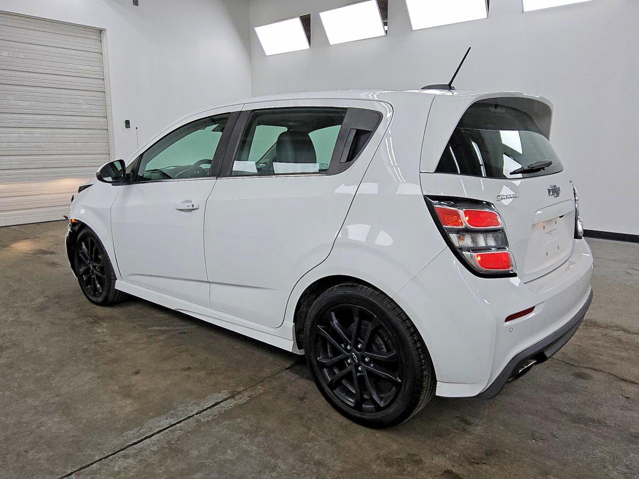 2020 CHEVROLET SONIC PREMIER — снимка 2