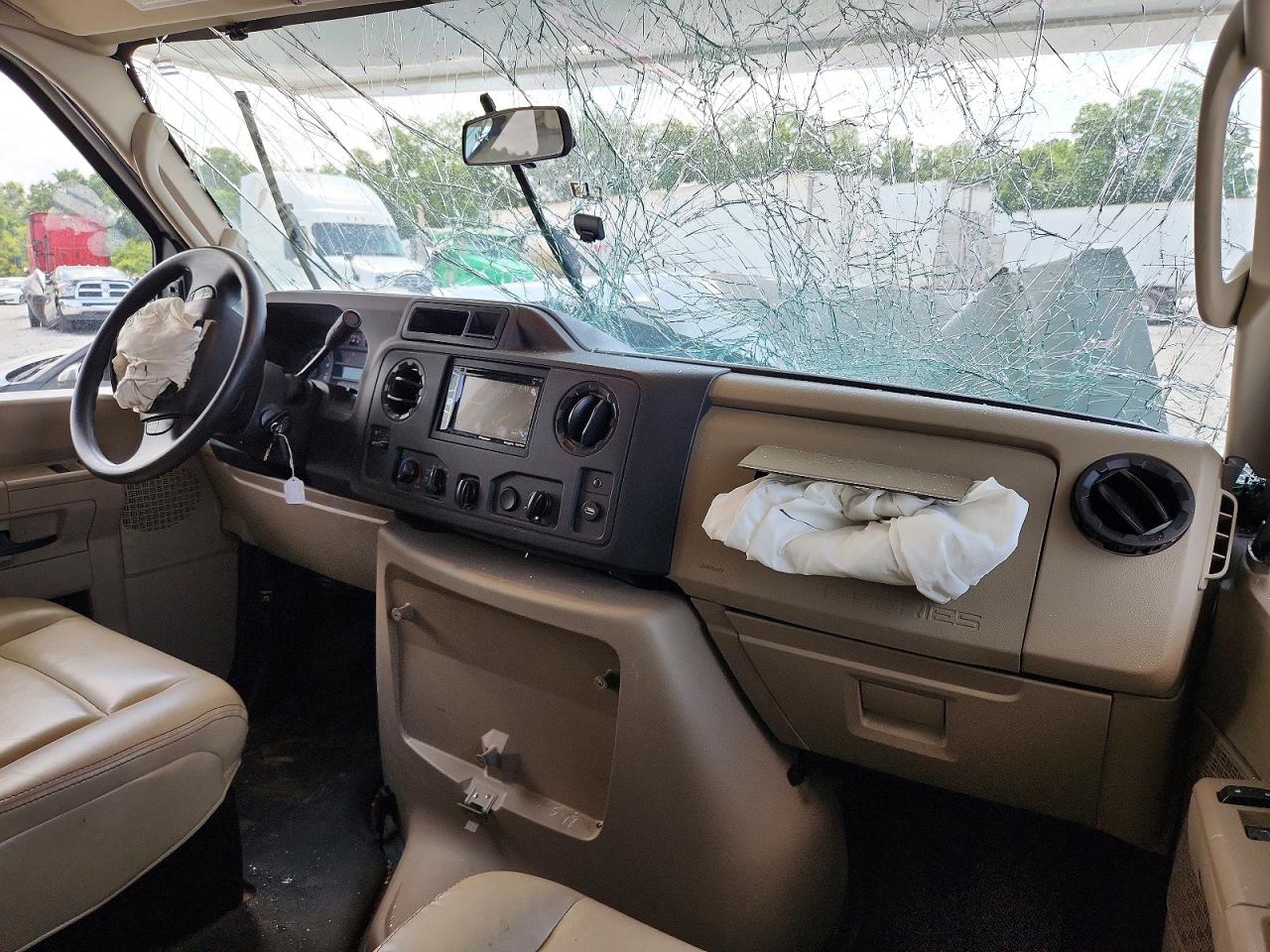 2017 FORD SUNSEEKER — снимка 5