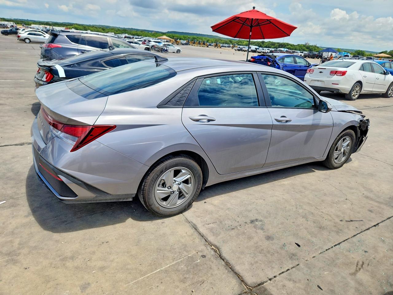 2025 HYUNDAI ELANTRA SE — снимка 3