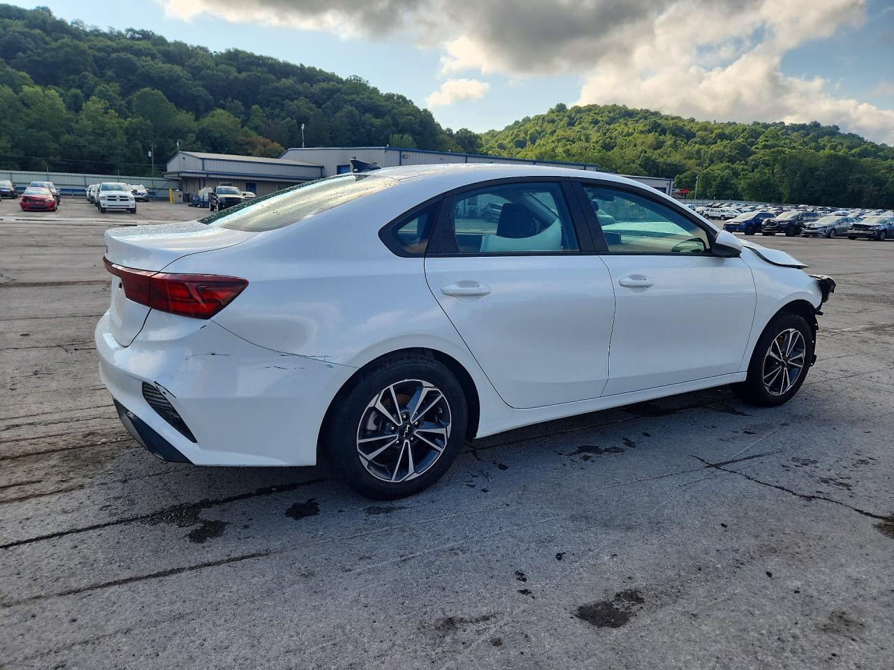 2024 KIA FORTE LXS — снимка 3