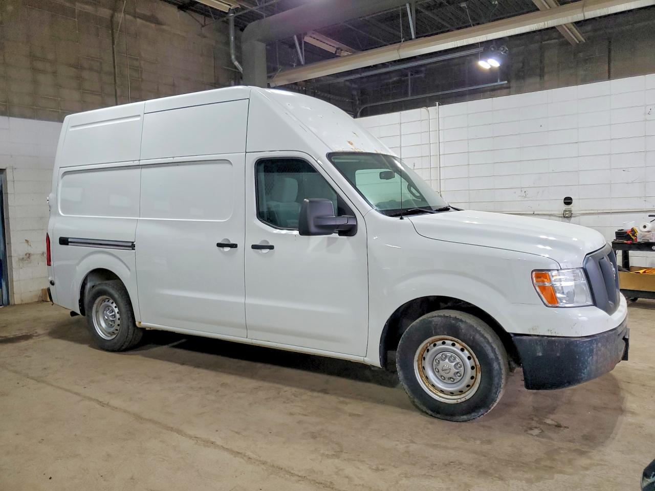 2015 NISSAN NV 2500 — снимка 4