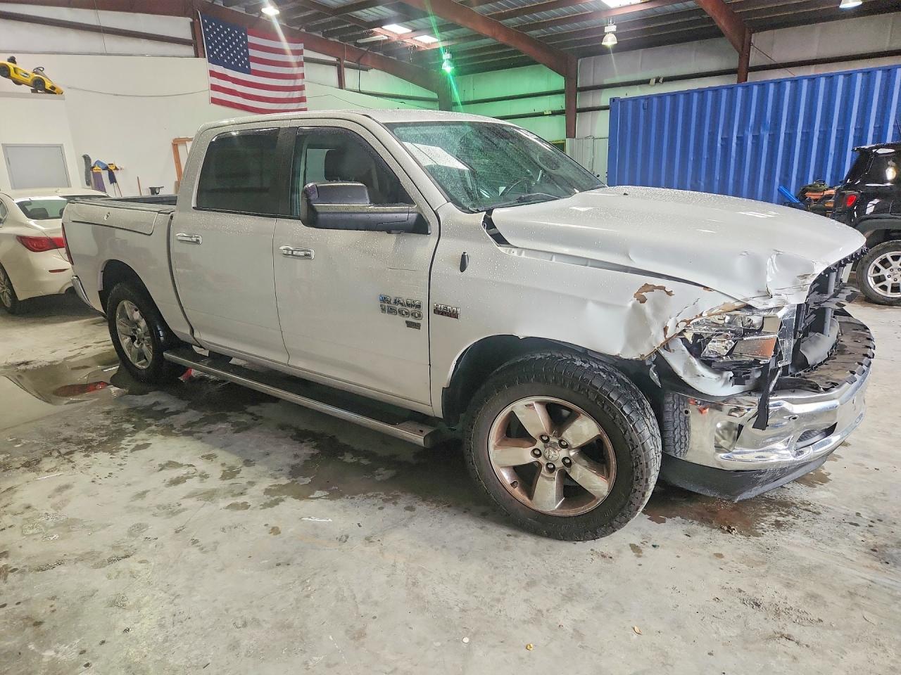 2016 RAM 1500 SLT — снимка 4