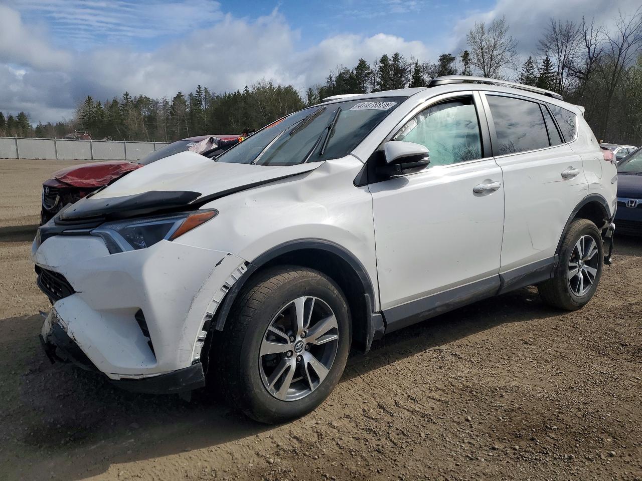 2018 TOYOTA RAV4 LE