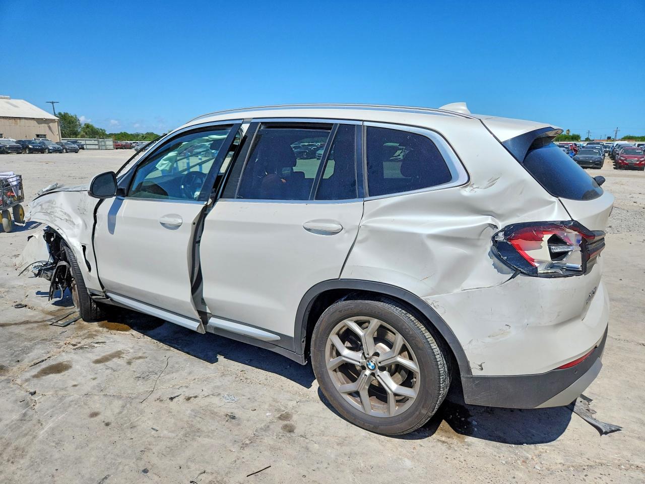 2022 BMW X3 SDRIVE30I — снимка 2