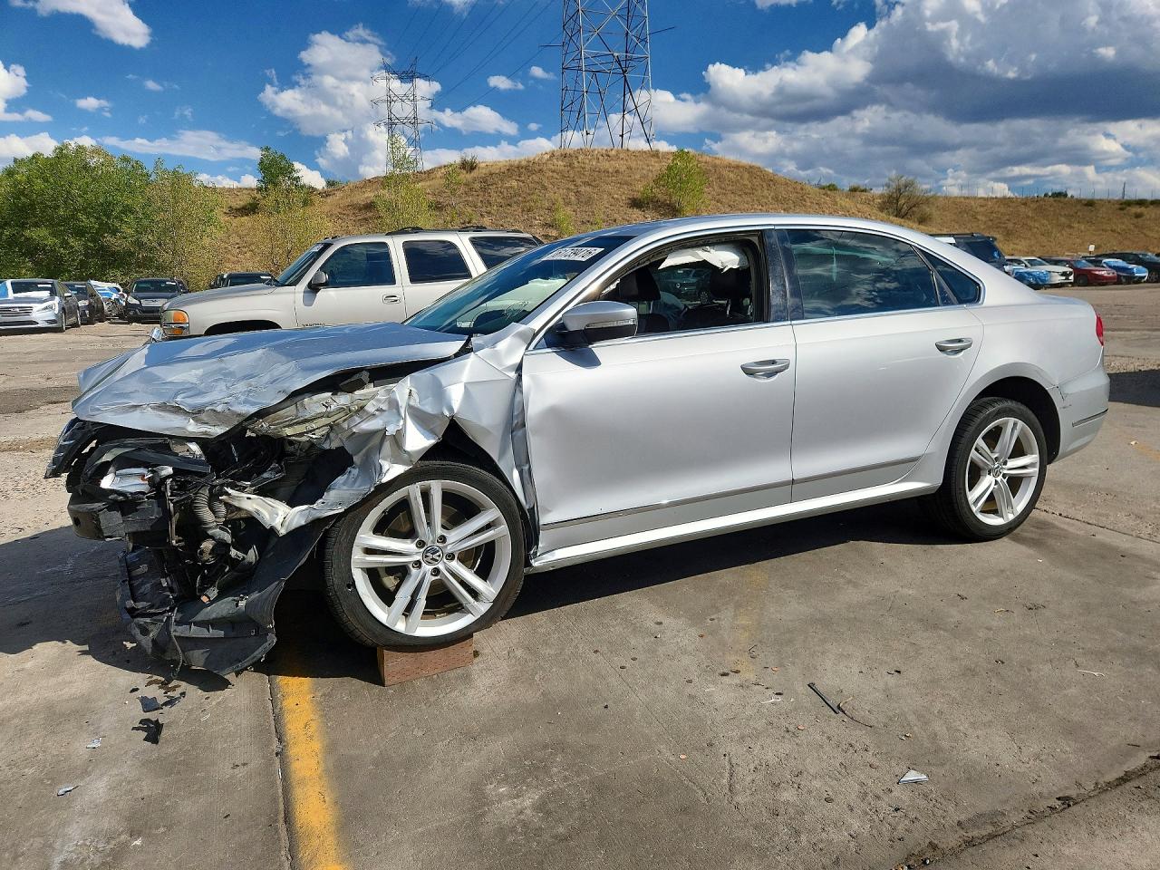2015 VOLKSWAGEN PASSAT SEL