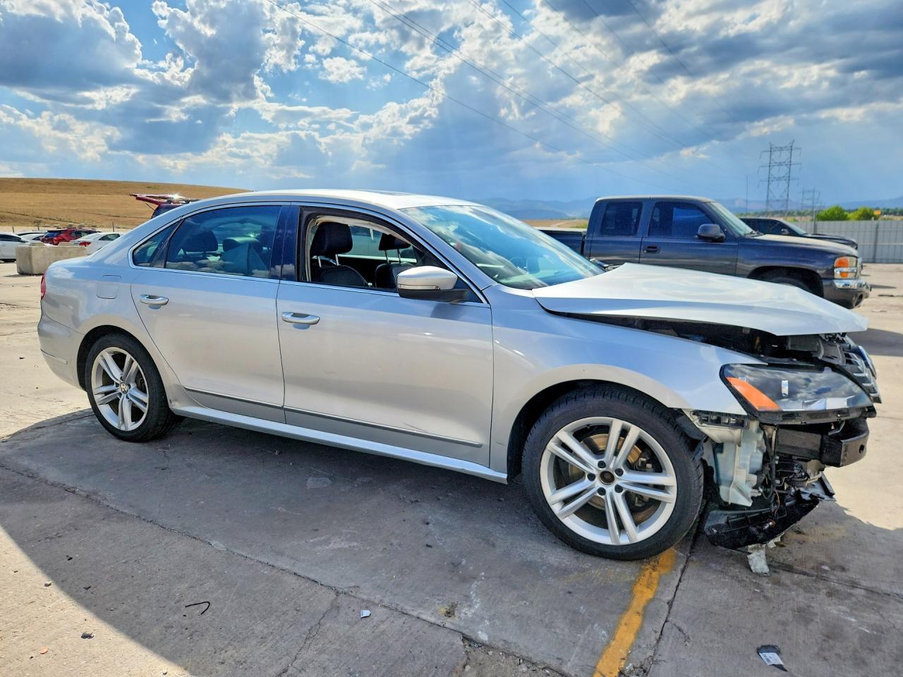 2015 VOLKSWAGEN PASSAT SEL — снимка 4