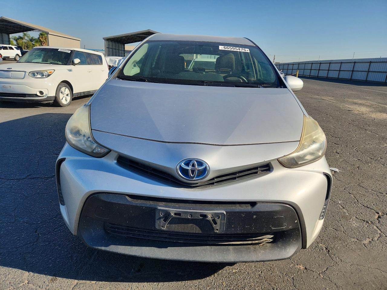 2015 TOYOTA PRIUS V TWO — снимка 5