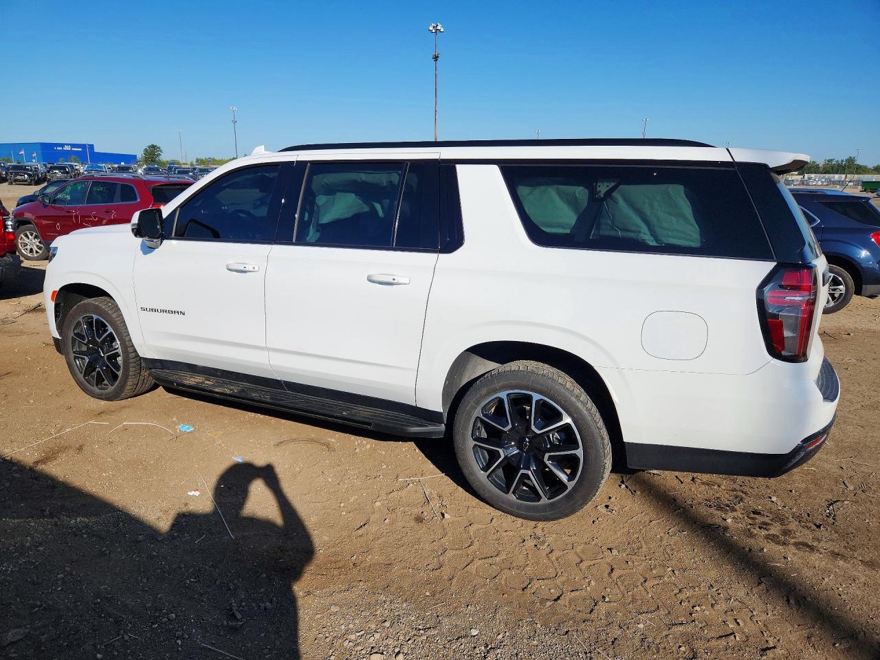 2023 CHEVROLET SUBURBAN K1500 RST — снимка 2