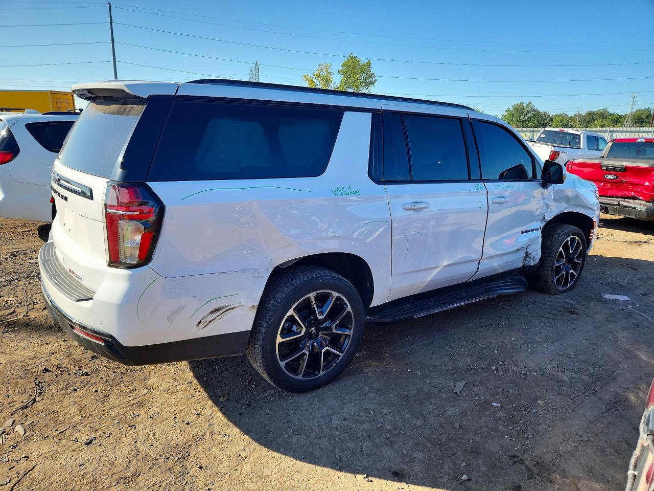 2023 CHEVROLET SUBURBAN K1500 RST — снимка 3