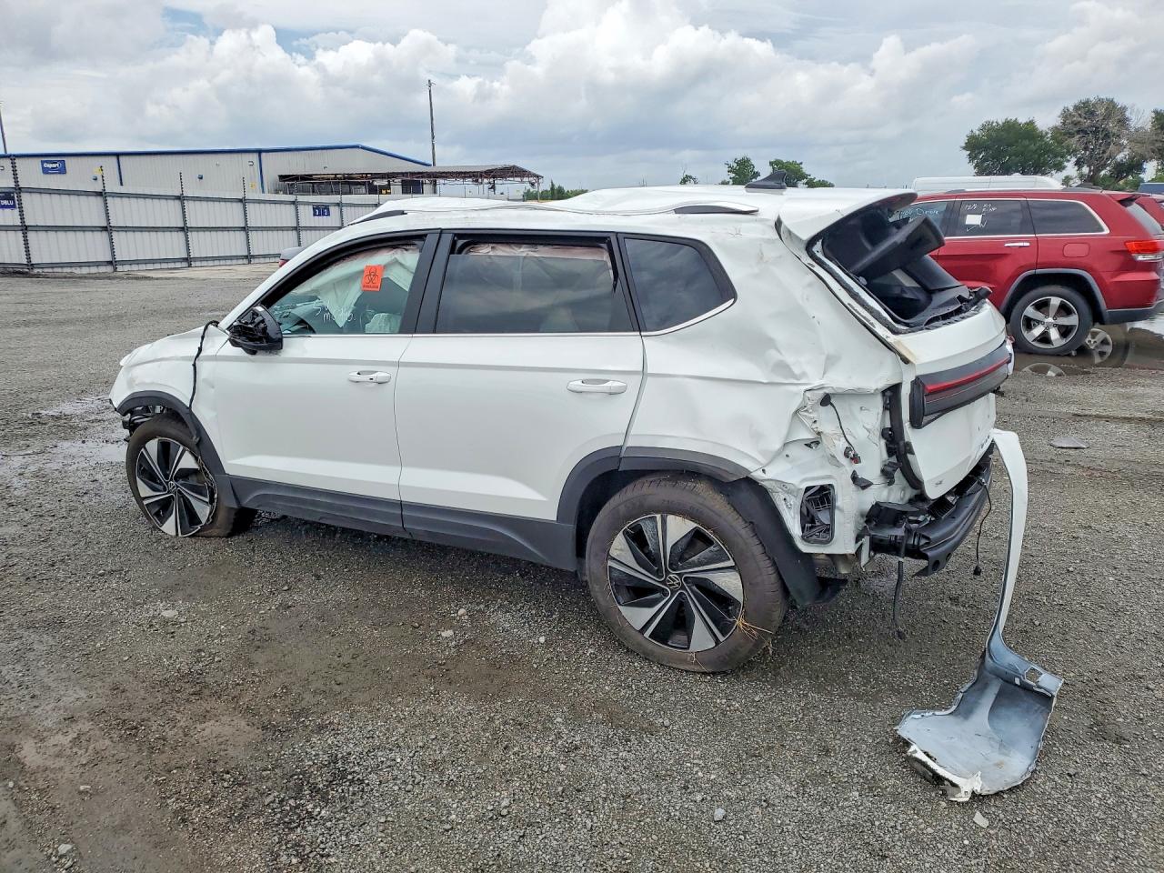 2026 VOLKSWAGEN TAOS SE — снимка 2