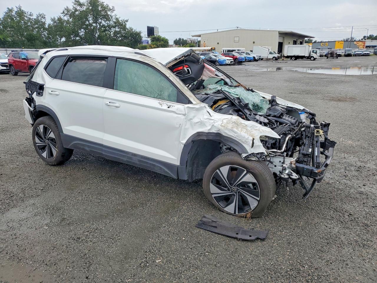 2026 VOLKSWAGEN TAOS SE — снимка 4
