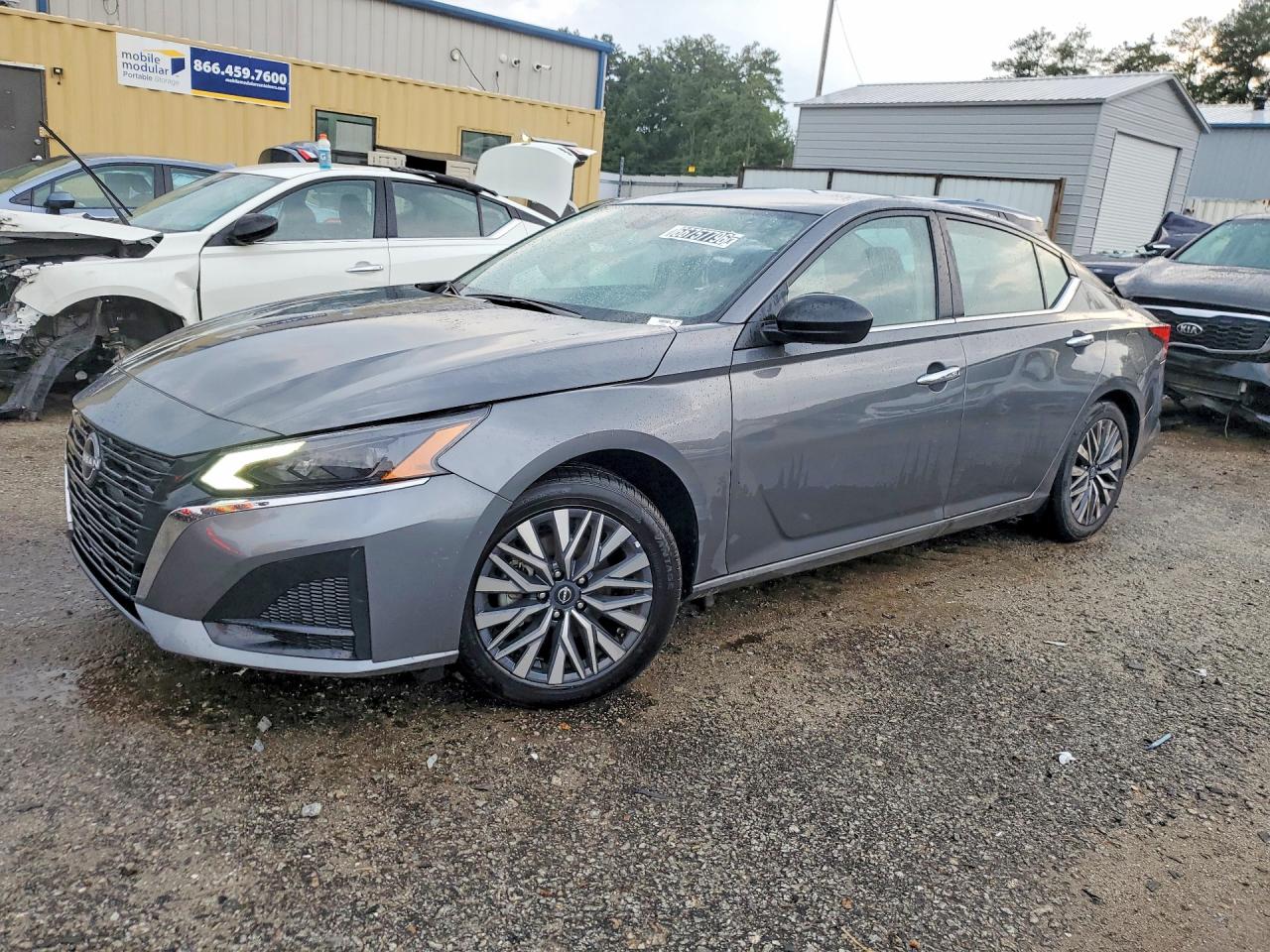 2025 NISSAN ALTIMA SV