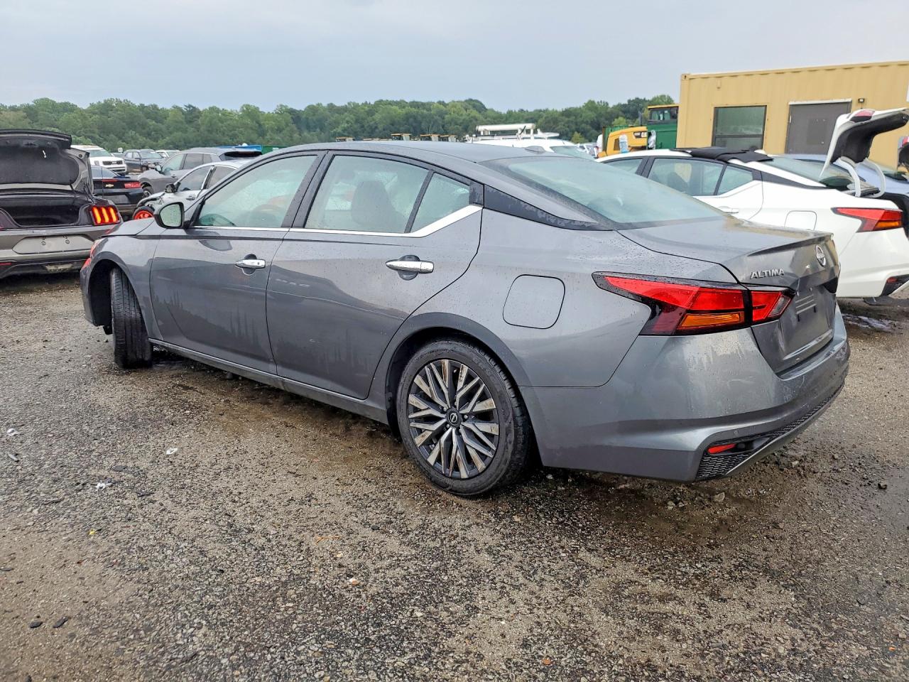 2025 NISSAN ALTIMA SV — снимка 2