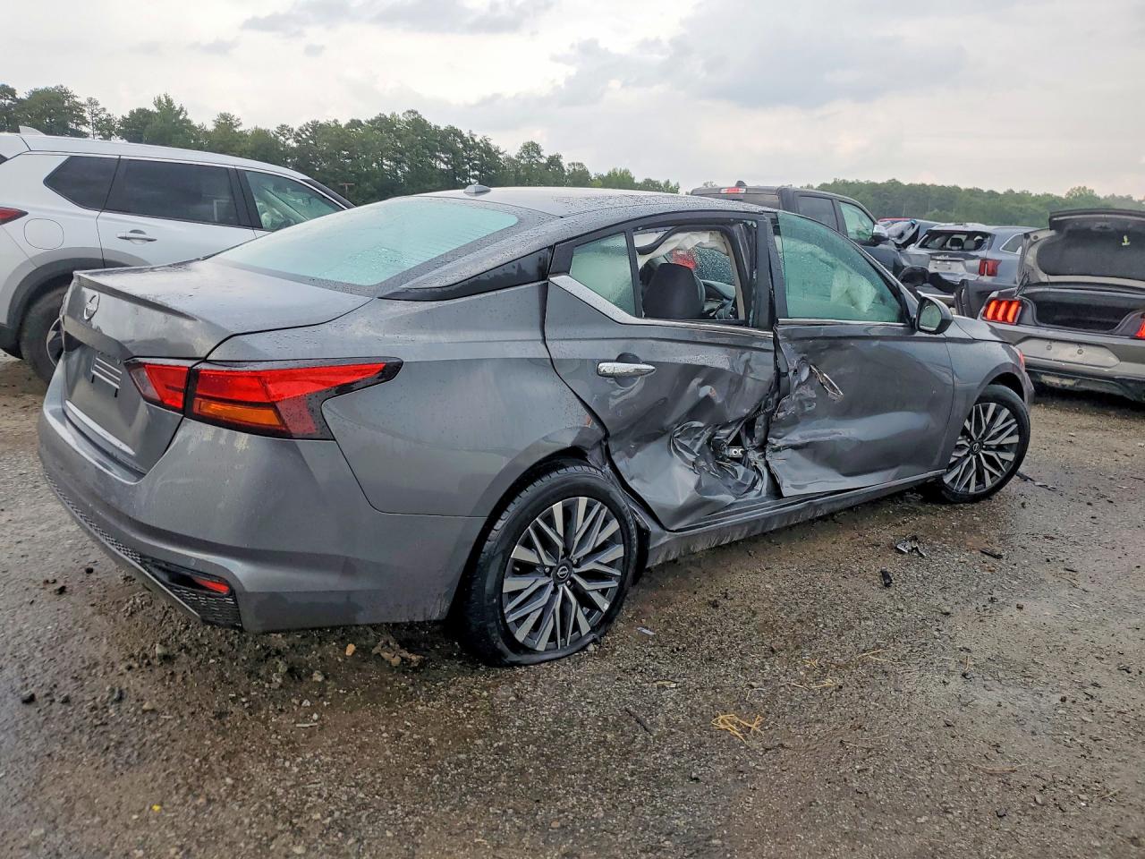 2025 NISSAN ALTIMA SV — снимка 3