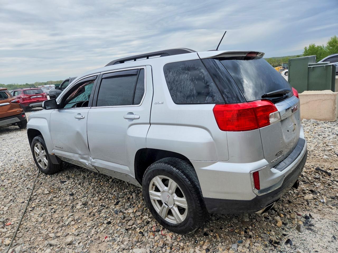 2016 GMC TERRAIN SLE — снимка 2