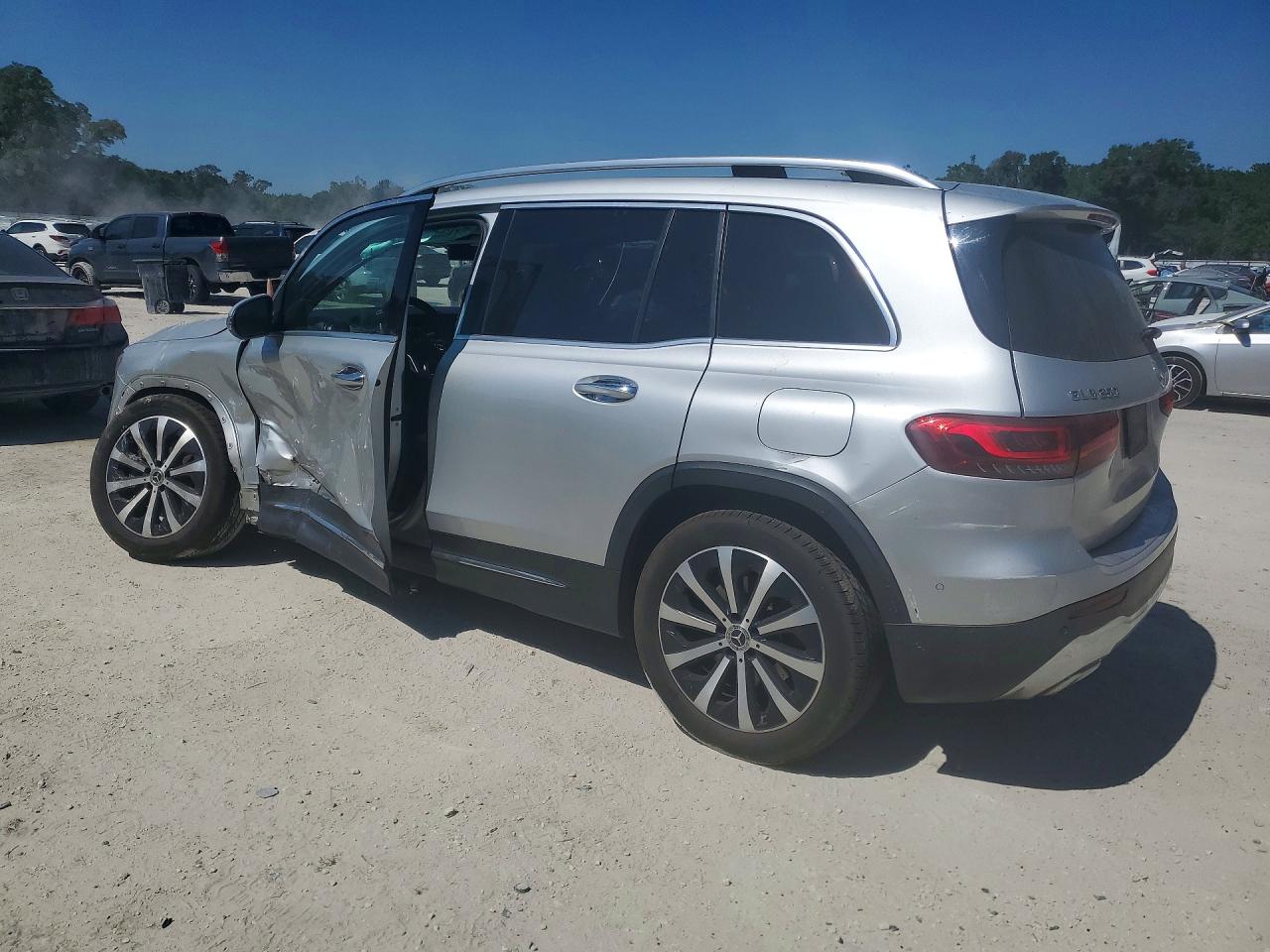 2020 MERCEDES-BENZ GLB 250 — снимка 2