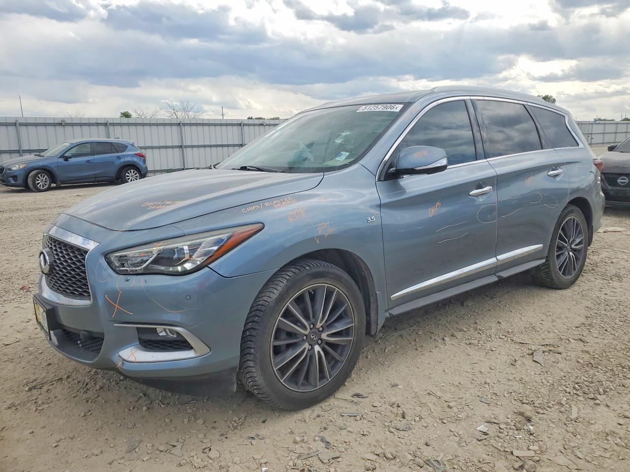 2017 INFINITI QX60 BASE