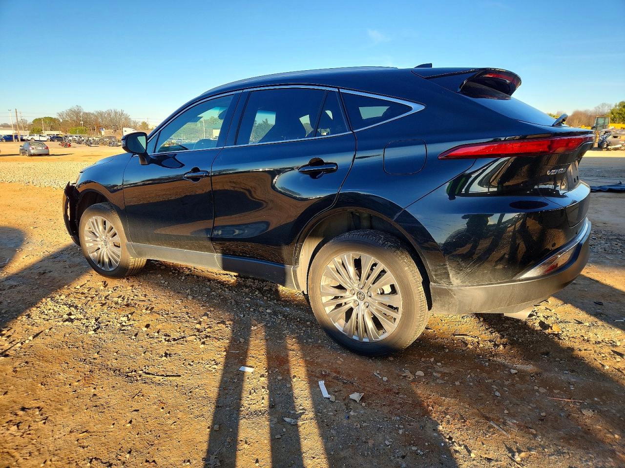 2022 TOYOTA VENZA LE — снимка 2