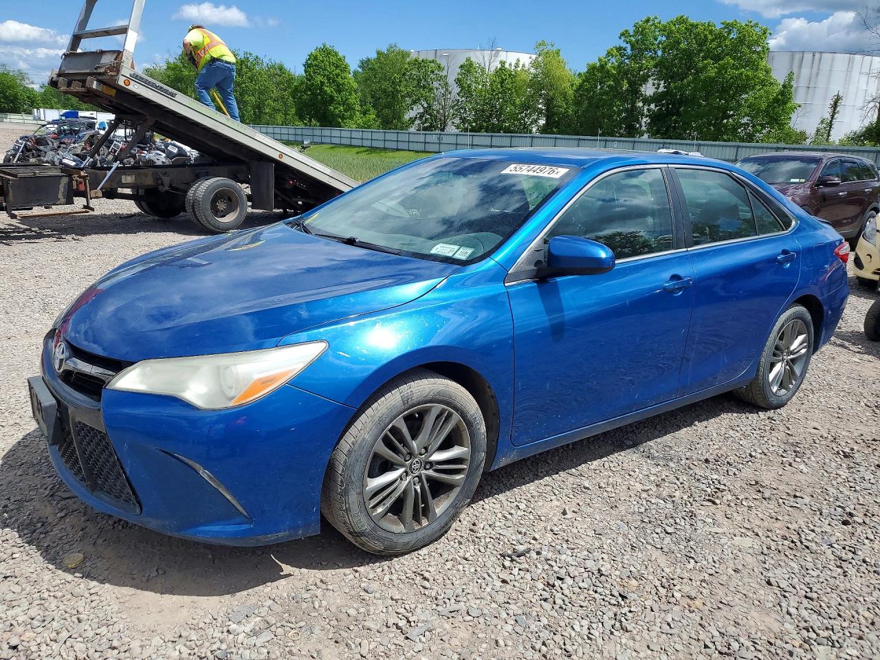 2017 TOYOTA CAMRY SE