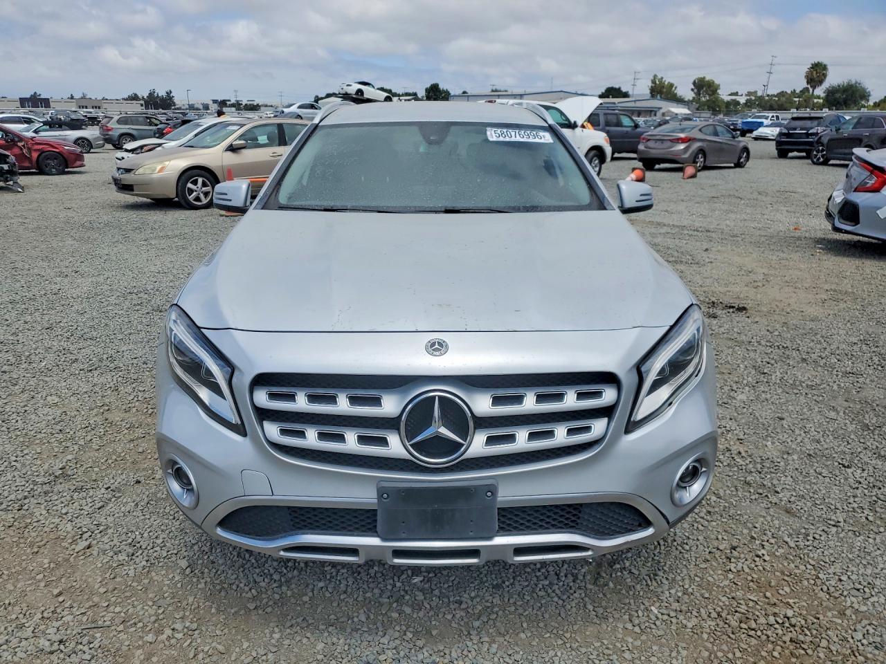 2019 MERCEDES-BENZ GLA 250 — снимка 5