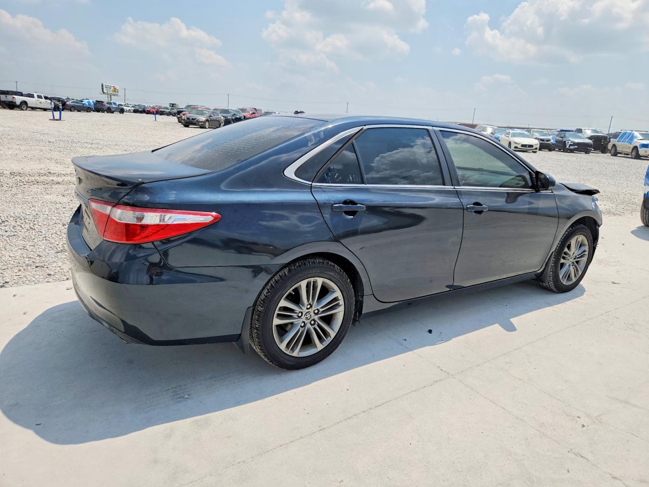 2016 TOYOTA CAMRY SE — снимка 3
