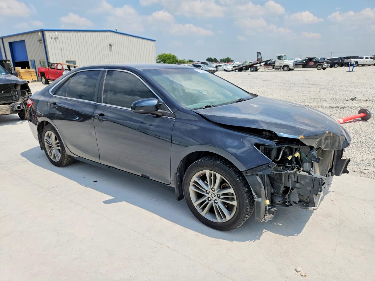 2016 TOYOTA CAMRY SE — снимка 4