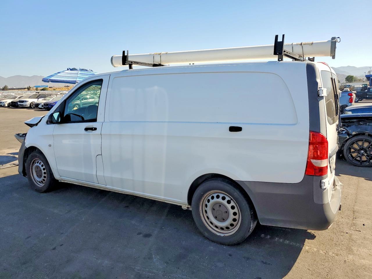 2016 MERCEDES-BENZ METRIS — снимка 2