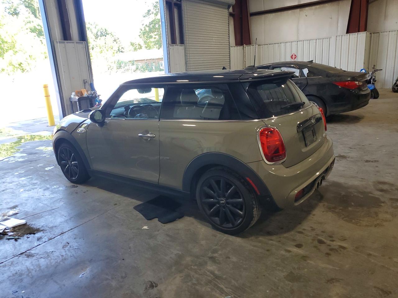 2019 MINI COOPER S — снимка 2