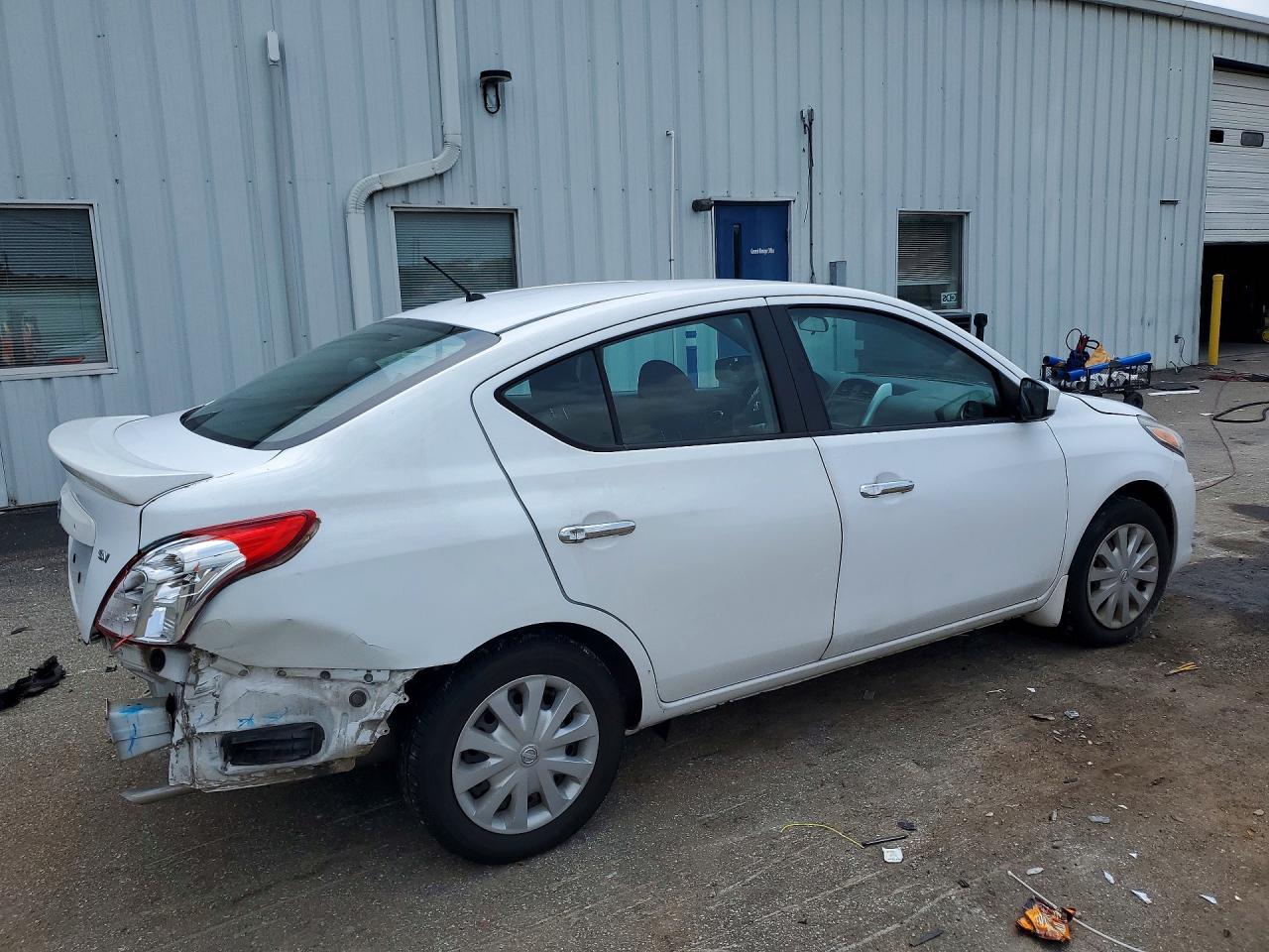 2019 NISSAN VERSA SV — снимка 3