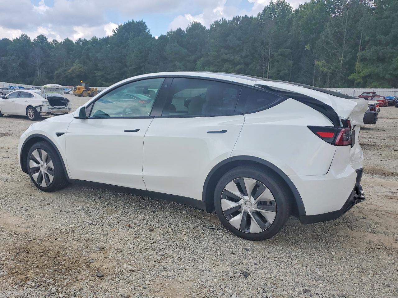 2023 TESLA MODEL Y — снимка 2