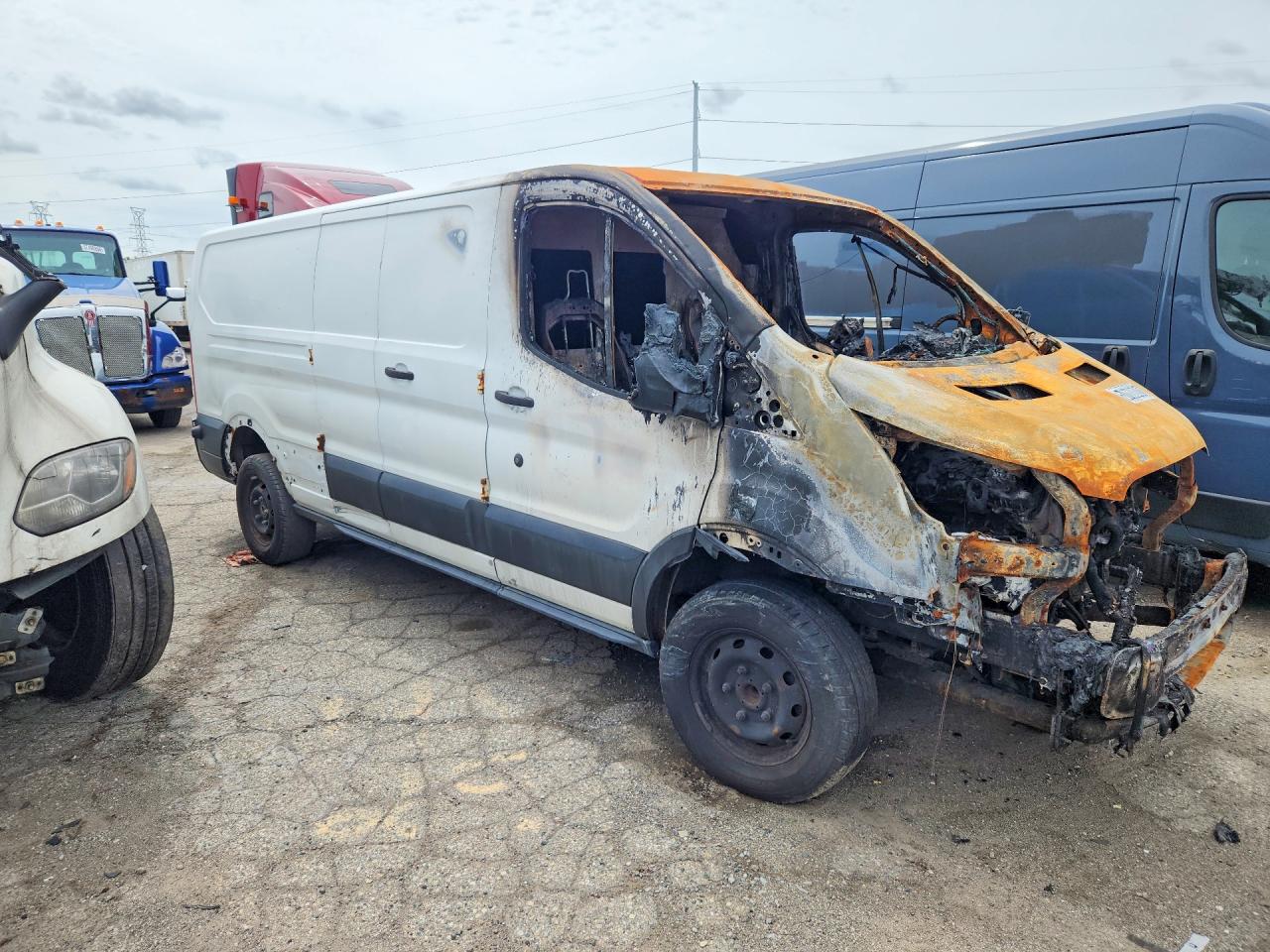 2015 FORD TRANSIT T-250 — снимка 4