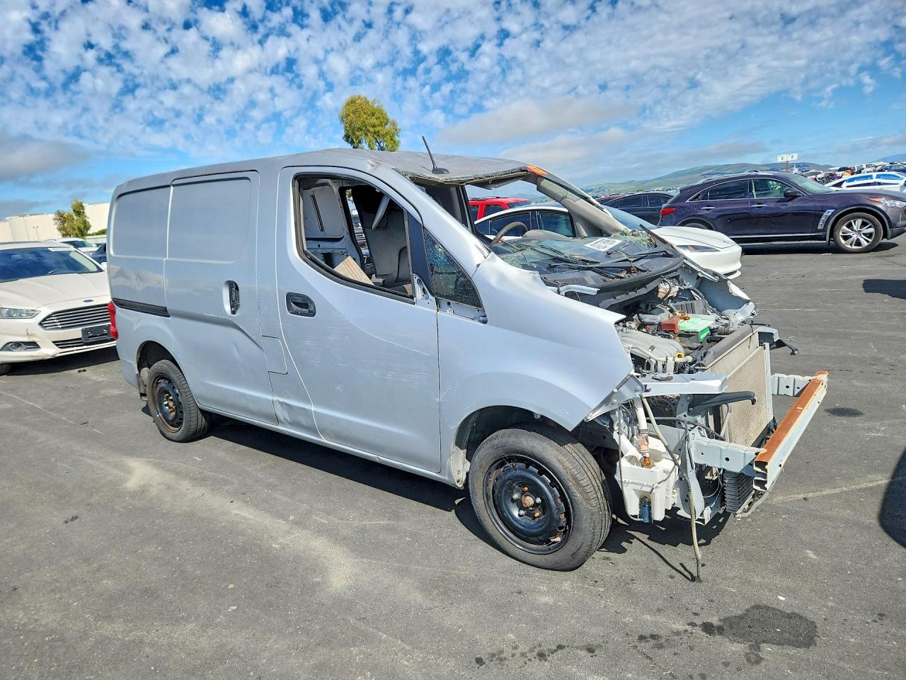 2015 NISSAN NV — снимка 4