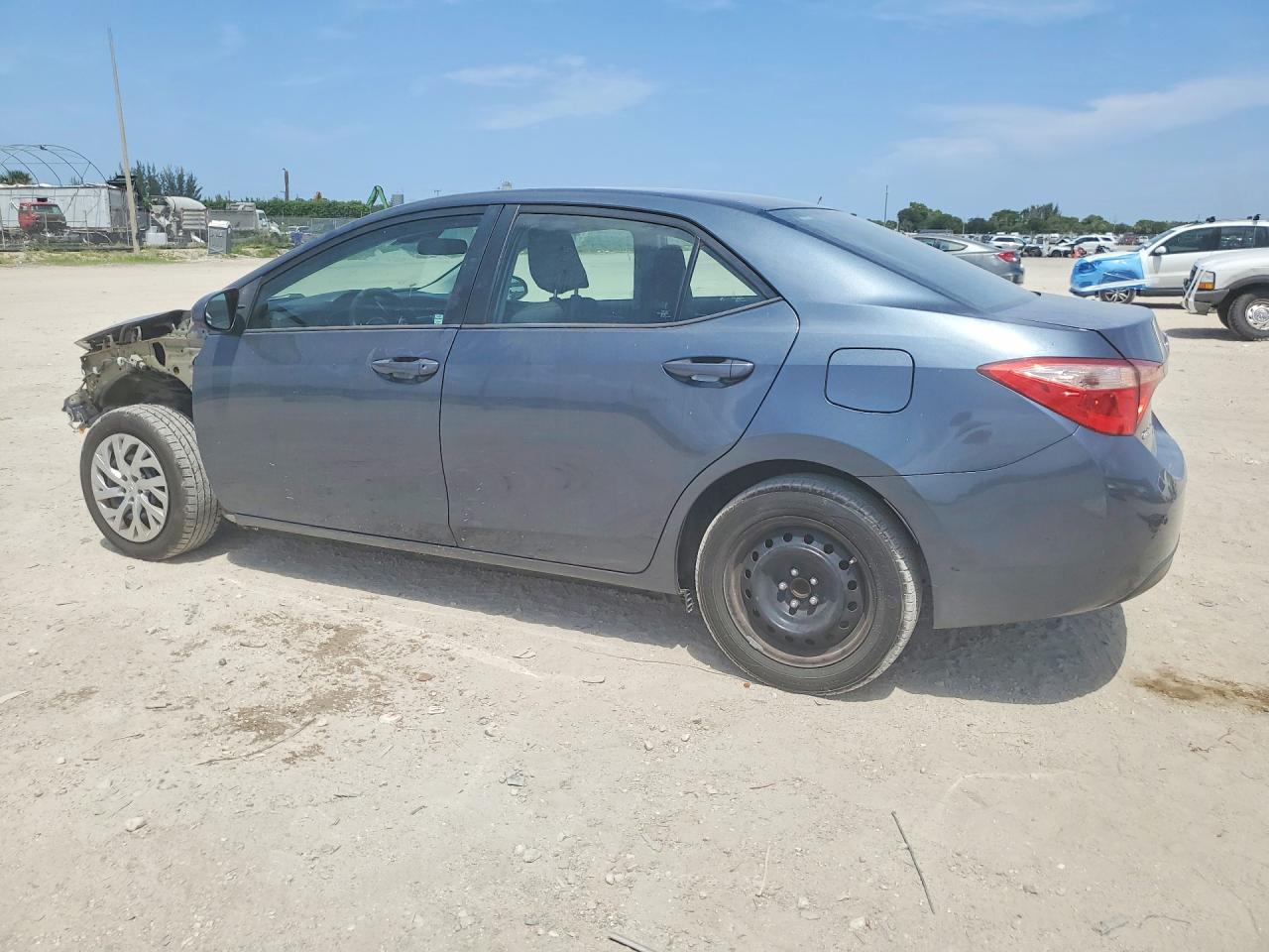 2019 TOYOTA COROLLA LE — снимка 2
